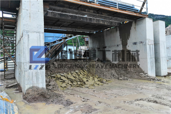 板框污泥壓濾機(jī)設(shè)備：專業(yè)處理洗沙過(guò)程中產(chǎn)生的污水廢水！