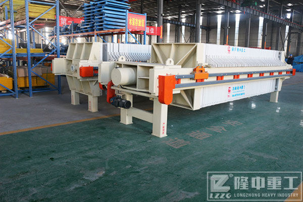 洗沙污泥壓濾機(jī)帶式、振動式隨心選擇：讓污泥處理作業(yè)更g效