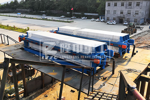 新型廂式壓濾機(jī)設(shè)備和普通壓濾機(jī)差距這么大，砂廠有b要了解一下