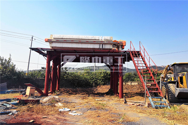 洗沙生產(chǎn)線零排放需求出考題，板框壓濾機(jī)來解答