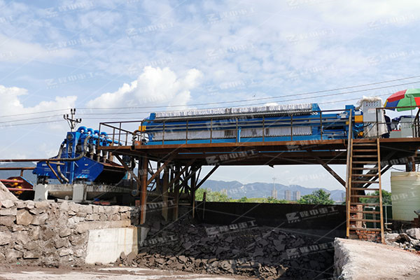 哪種洗砂污水處理設(shè)備比較好？帶式壓濾機怎么樣