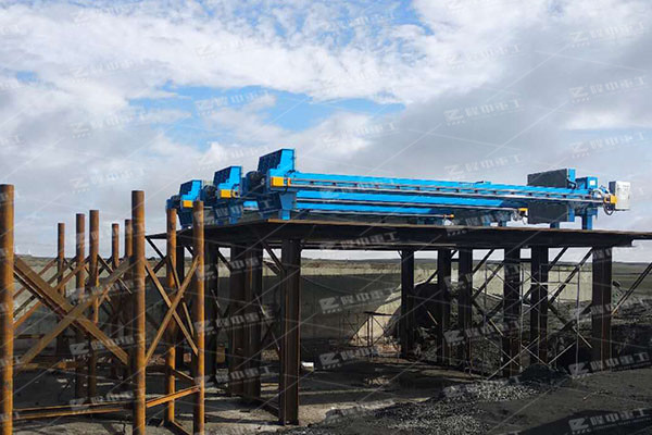 污泥壓濾機過濾結(jié)束后發(fā)現(xiàn)濾液渾濁，這是怎么回事呢?