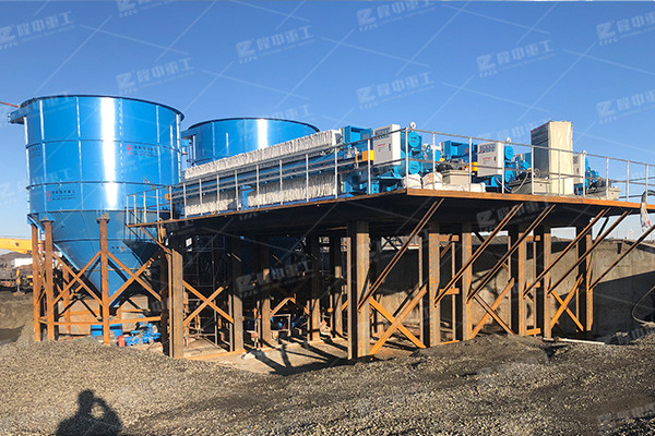 污泥處理用什么設(shè)備？帶式壓濾機(jī)可以嗎？