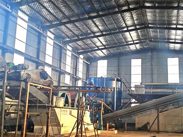 時(shí)產(chǎn)300噸機(jī)制砂生產(chǎn)線要投資多少錢 政府為什么不支持機(jī)制砂？